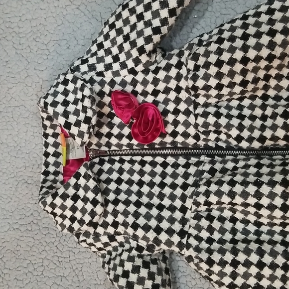 EUC Checkered Coat - Picture 2 of 4